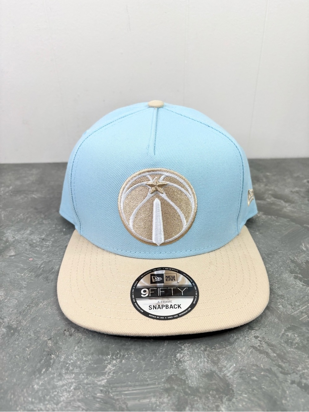 New Era Washington wizards snap back NBA hat blue tan new two toned logo
